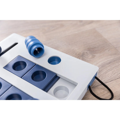 Dog Activity Move2Win Strategy Game, Level 3, Advanced Dog Puzzle Toy, Treat Dispenser